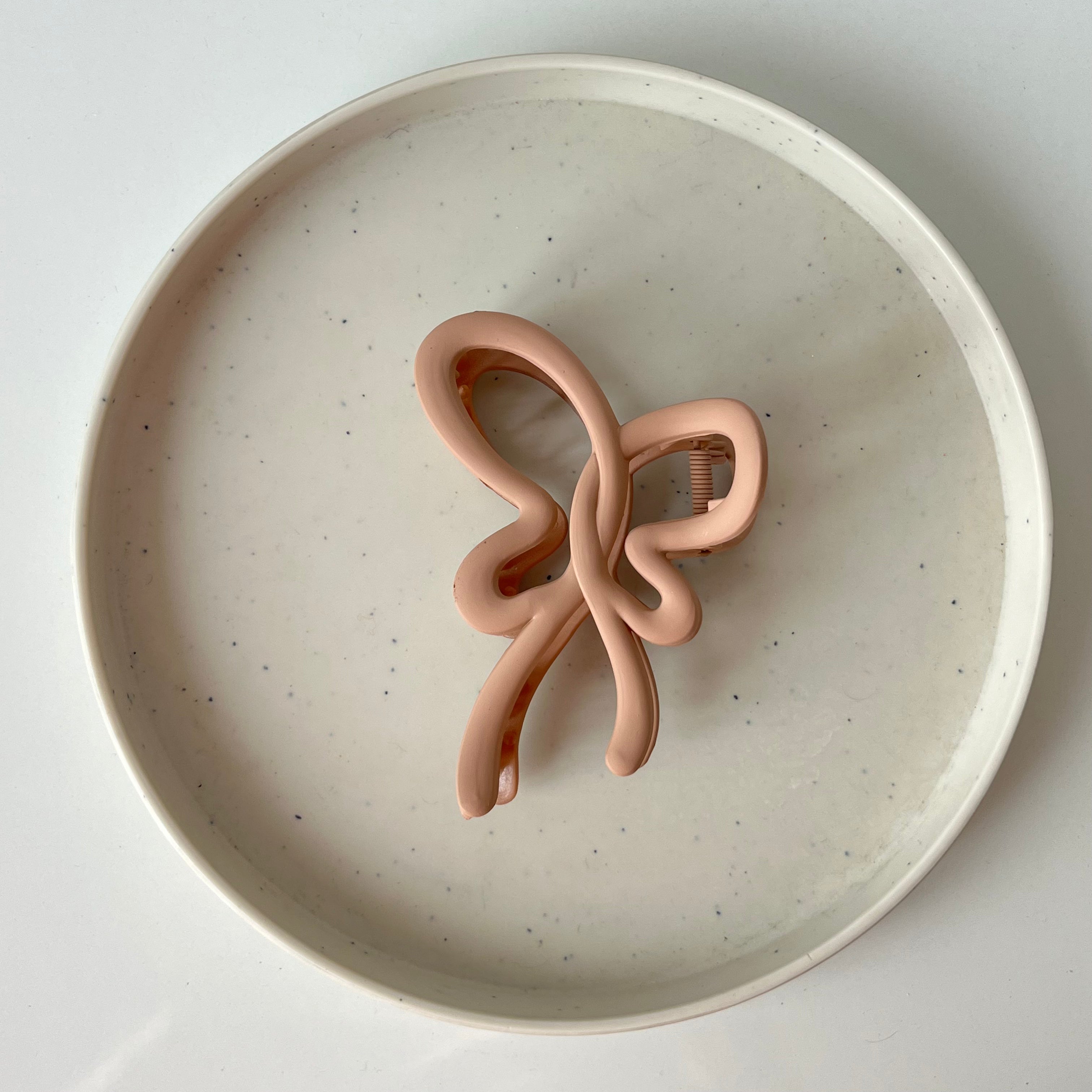 Matte Ribbon Bow – Large Hair Claw